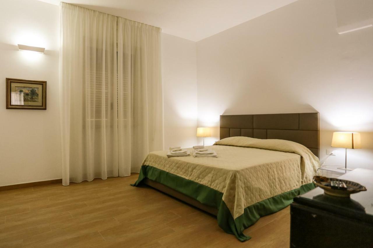 B&B Charme Lecce Buitenkant foto